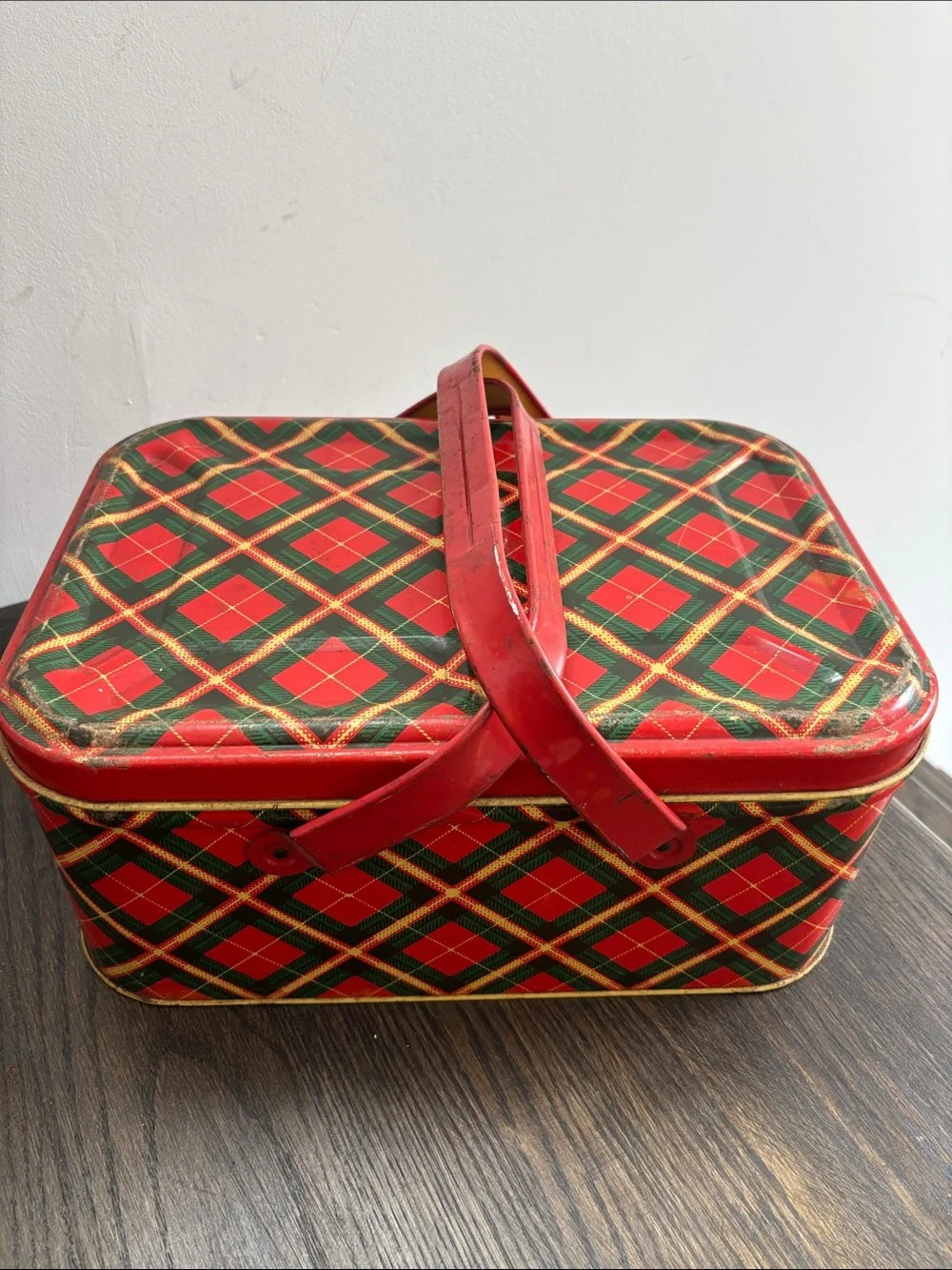Vintage tin lithograph basket, red/green/yellow plaid, handles